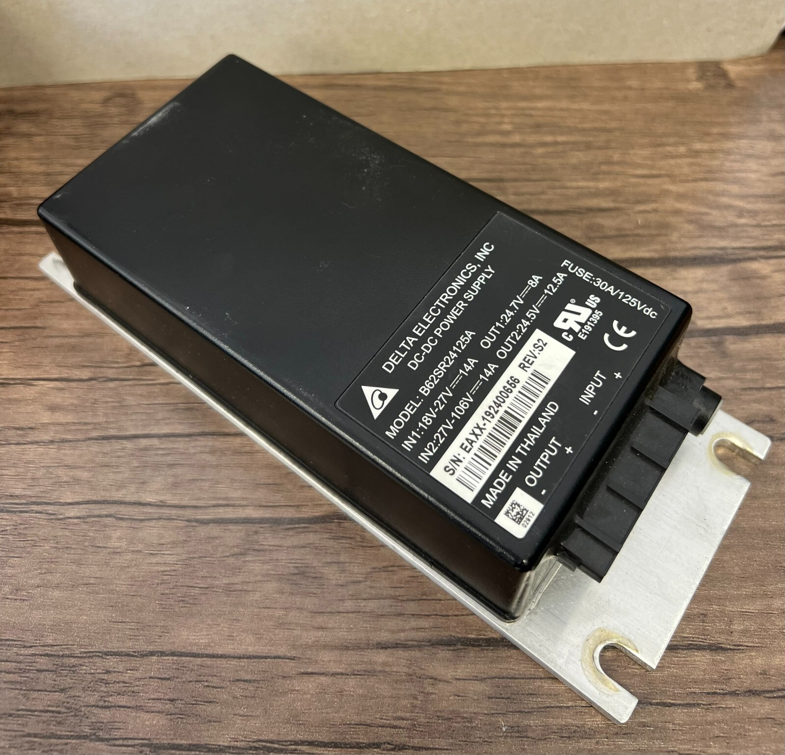 Delta Electronics B62SR24125A DC/DC CONVERTER 24V 300W