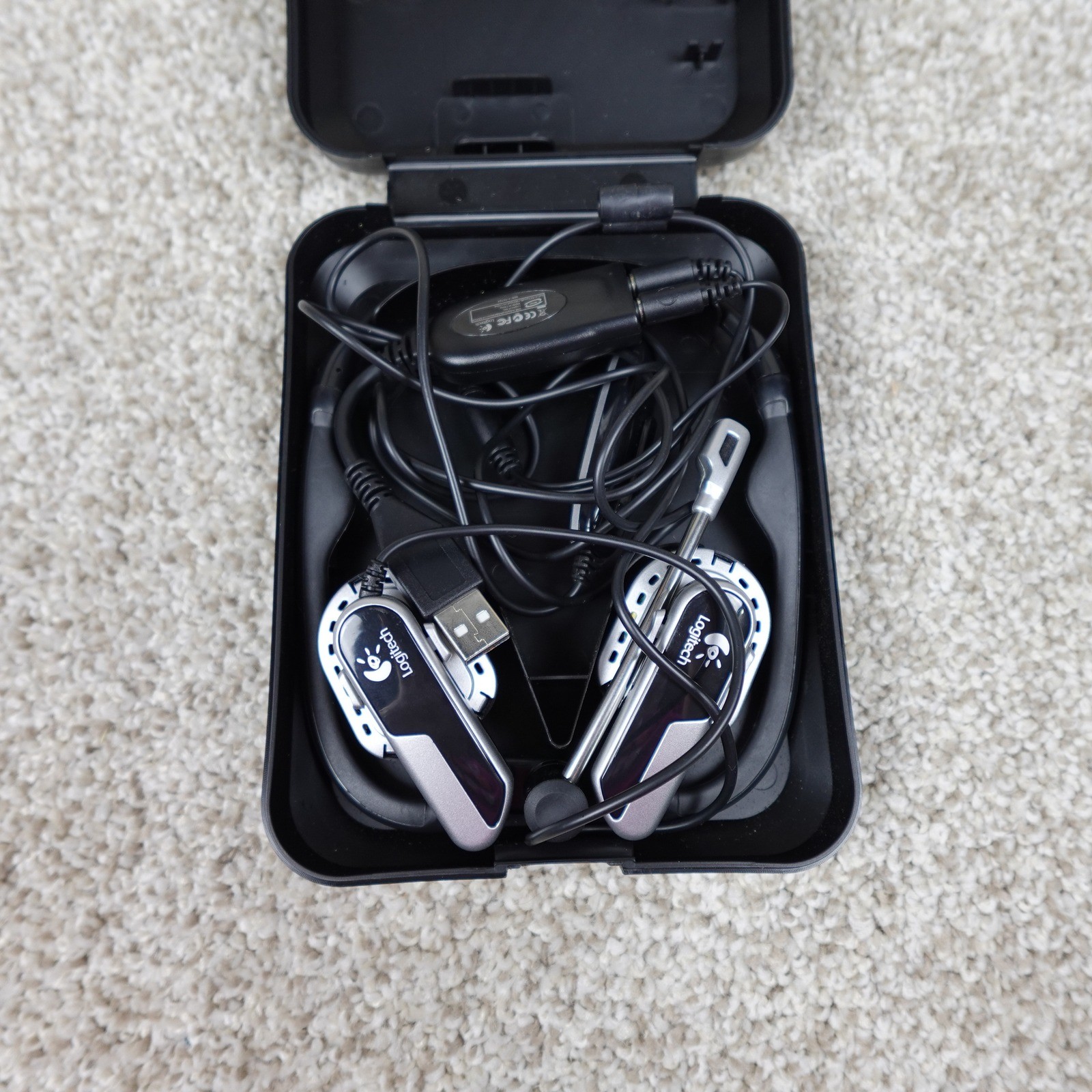 Logitech A5572A Digital Precision PC Gaming Corded Headset with Mic and Case
