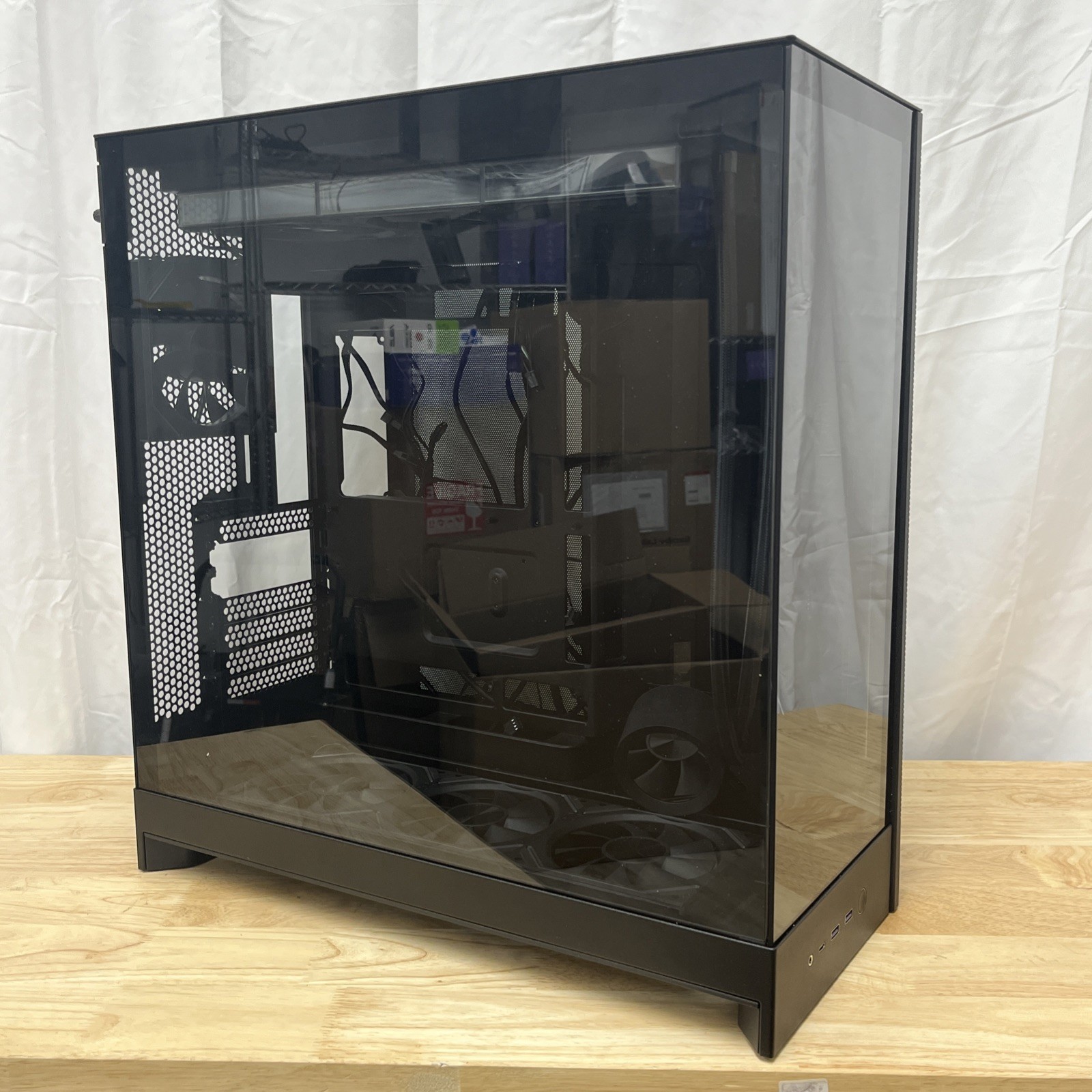 NZXT - H9 Flow 2025 ATX Mid-Tower Dual-Chamber PC Case - Black - W/ AIO + FANS