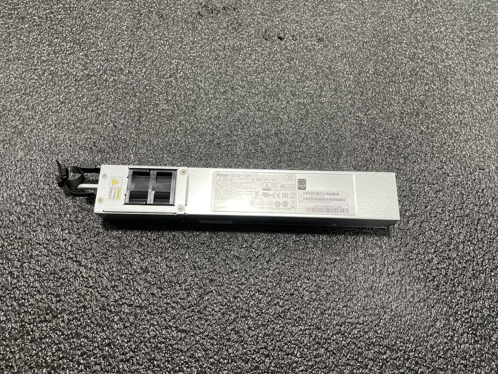 FSP GROUP YM-2132E YM-2132EA03R   Power Supply