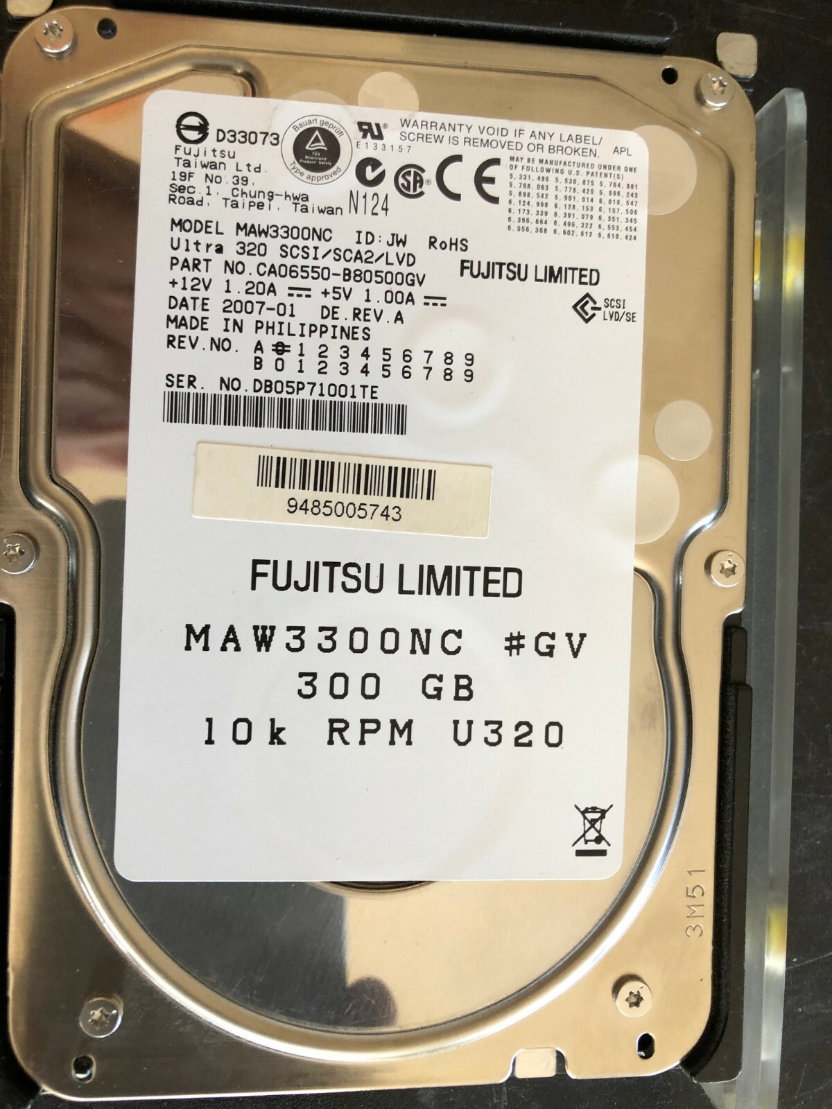 Fujitsu MAW3300NC 300GB 10K RPM Ultra 320 U320 3.5" HDD Hard Drive 