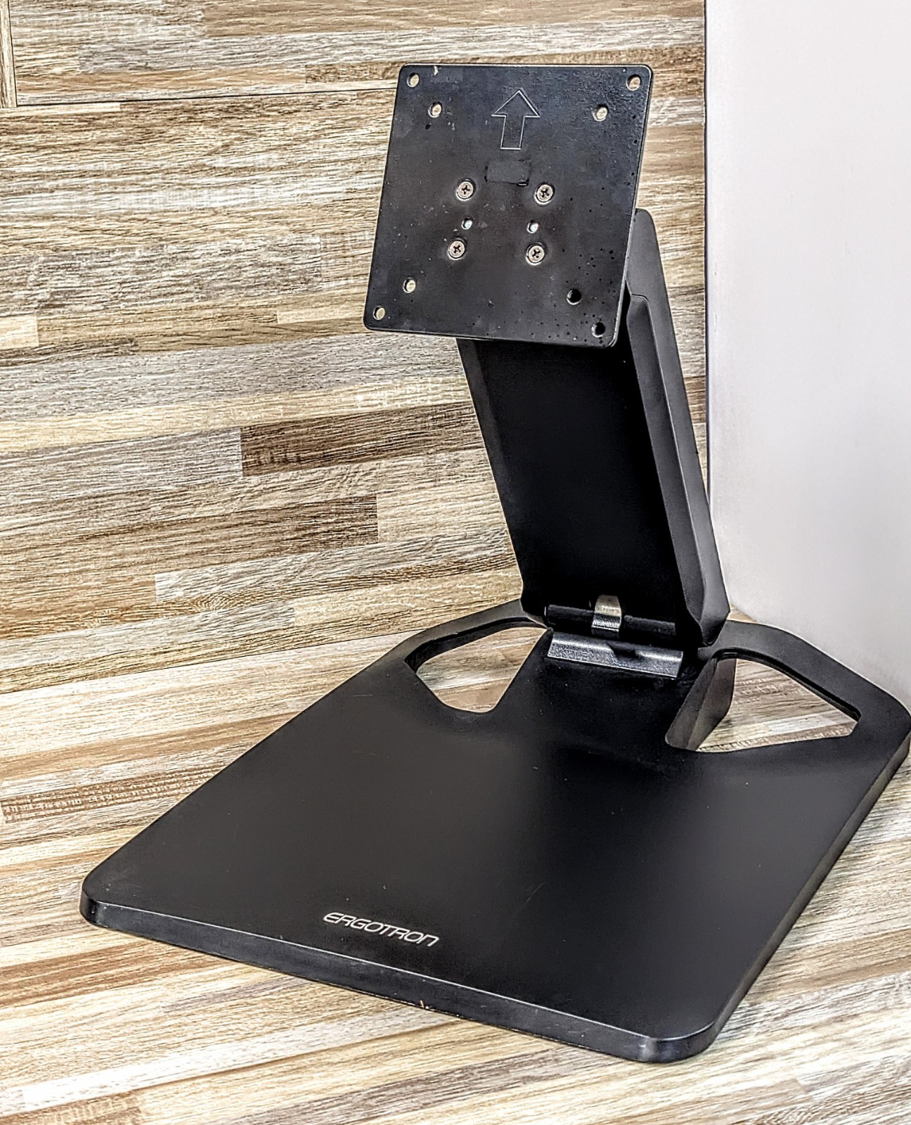 Ergotron – Neo-Flex Touchscreen Elevated Monitor Stand for Desk  33-387-085