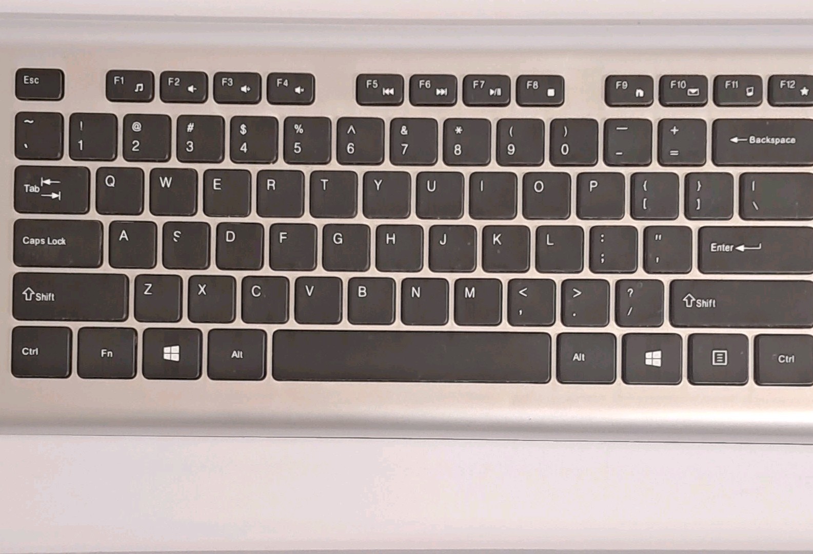 BLACKWEB Wireless Keyboard Quiet-Touch Keys BWC17H0005 Black