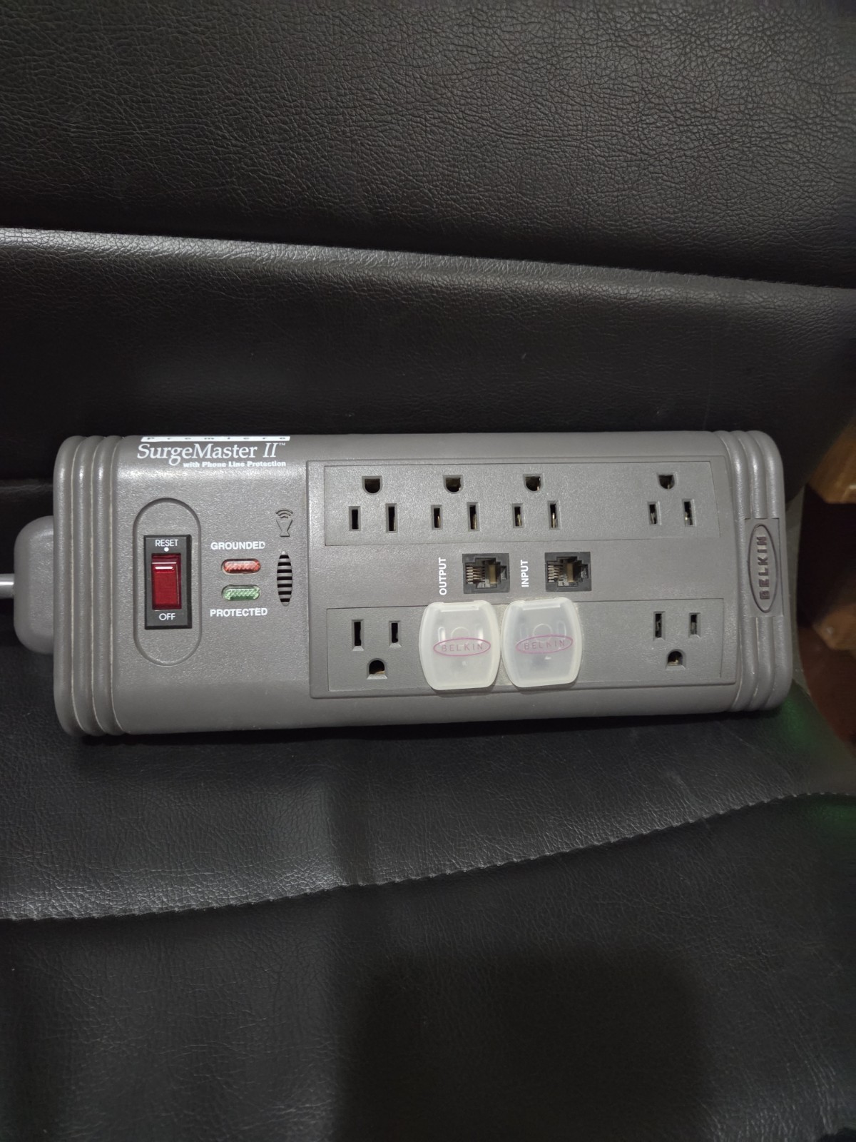 Belkin Premiere Surge Master 2 With Phone Line Protection & 8 Outlets & Heavy...
