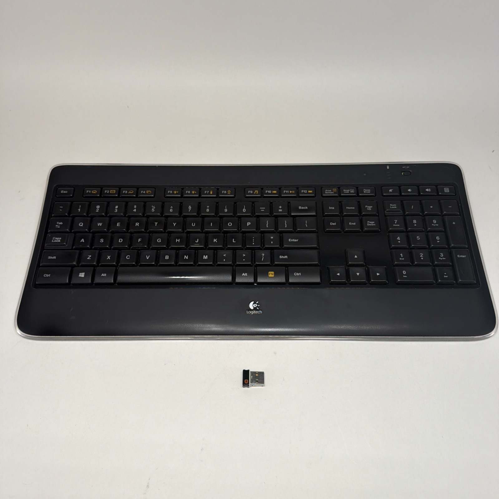 Logitech K800 Illuminated Wireless Keyboard Y-R0011 + Dongle CLEANED & TESTED