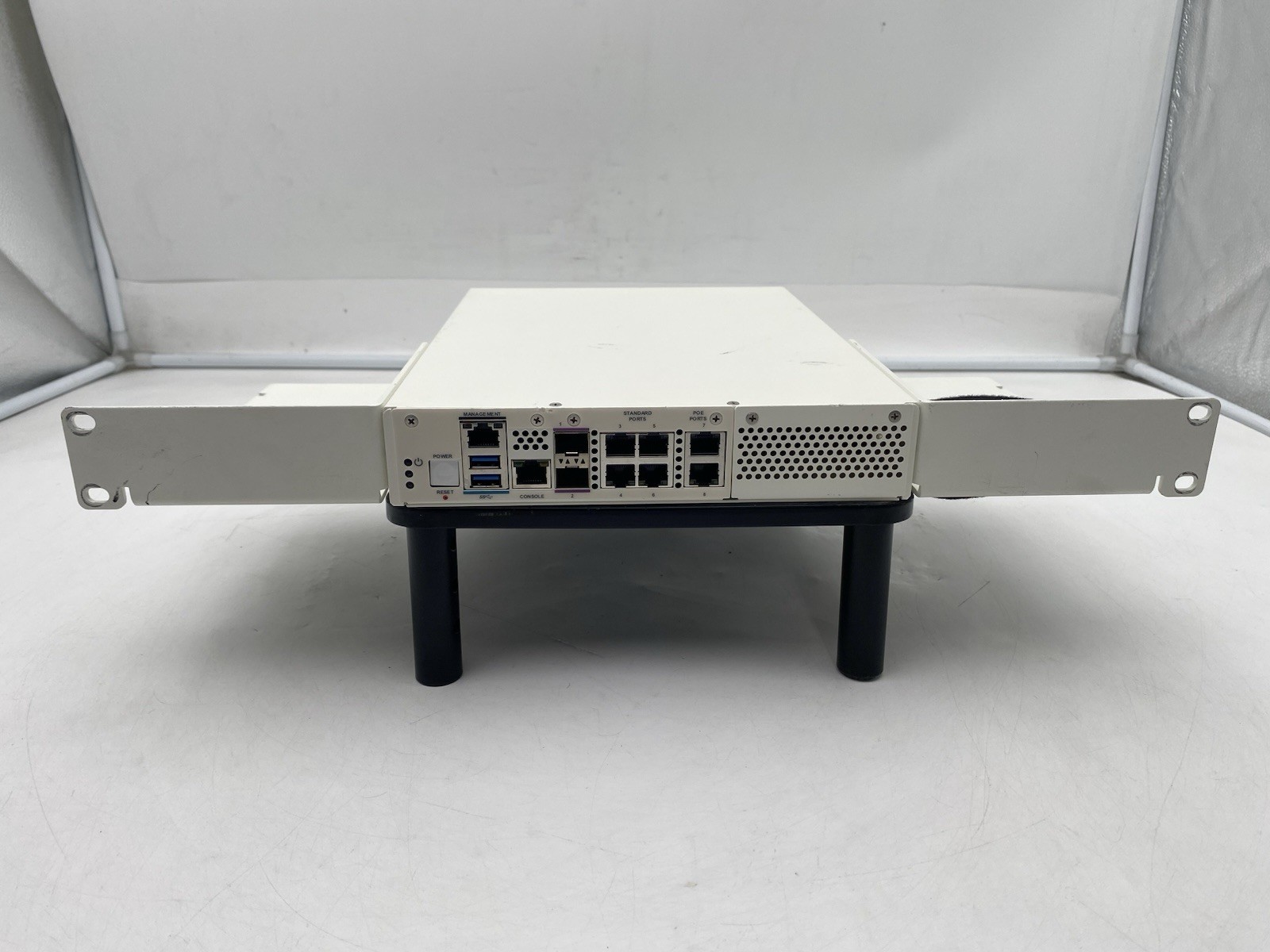 Silicom ATT-V150 Modular Universal Customer Premises Equipment