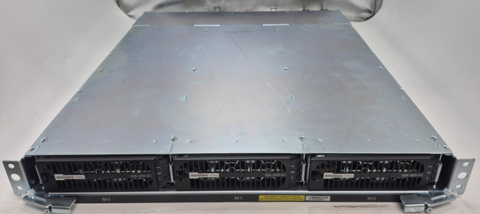 Cisco ASR 9000 Series AC Power Entry Module 800-30398-02 W/ 3x A9K-3KW-AC Module