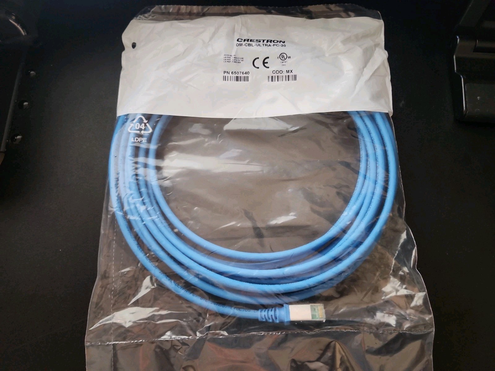 Crestron DM-CBL-ULTRA-PC-20 DigitalMedia™ Ultra Patch Cable, 20 ft, 6 m (BN320)
