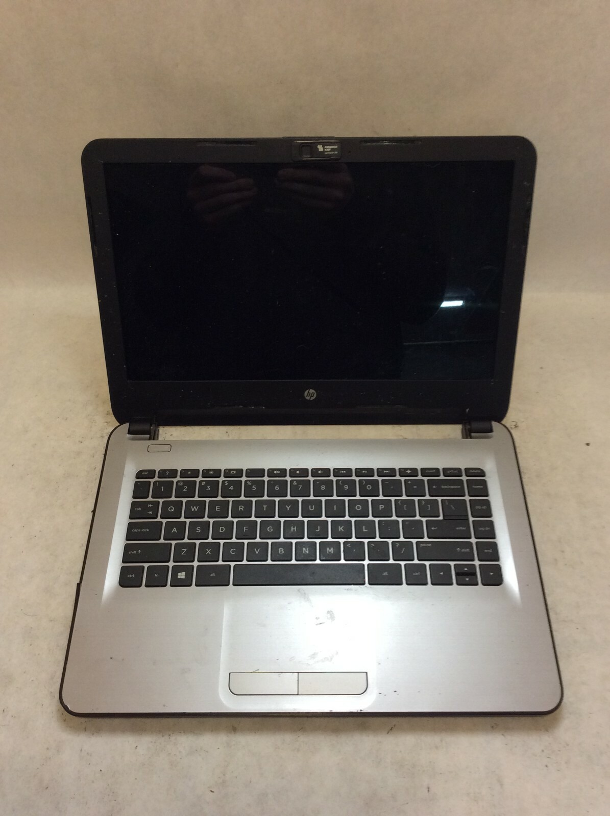 HP Notebook 14-an012nr Laptop 15" AMD E2-7110 WON'T BOOT -PP