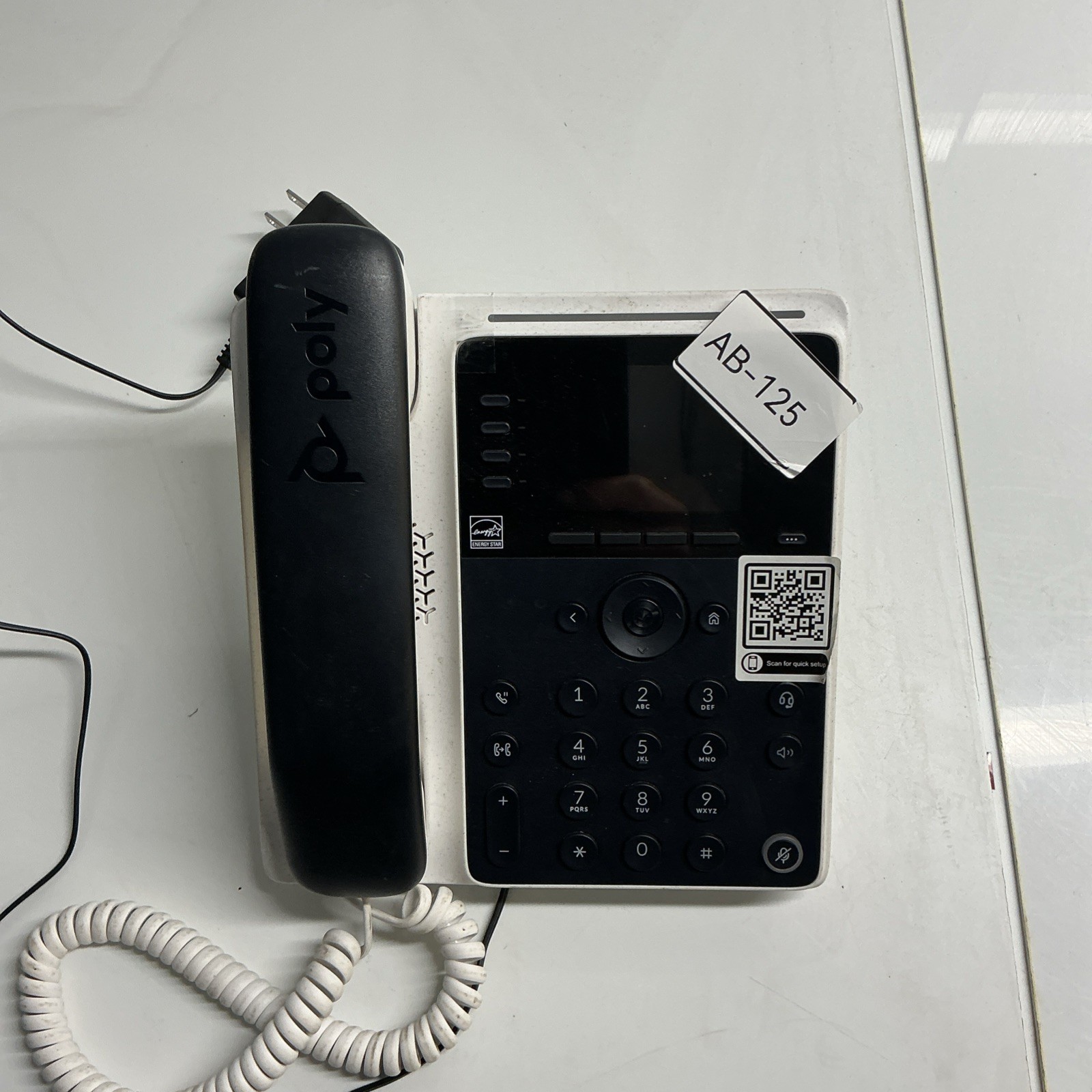 HP Poly Edge E220 IP Phone For Desktop AB-125