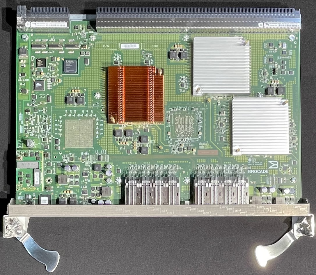 Brocade 16-Port QSFP Switch Module / CR16-8 / DCX 85﻿10 / ﻿60-1003055-1 / 7X15X