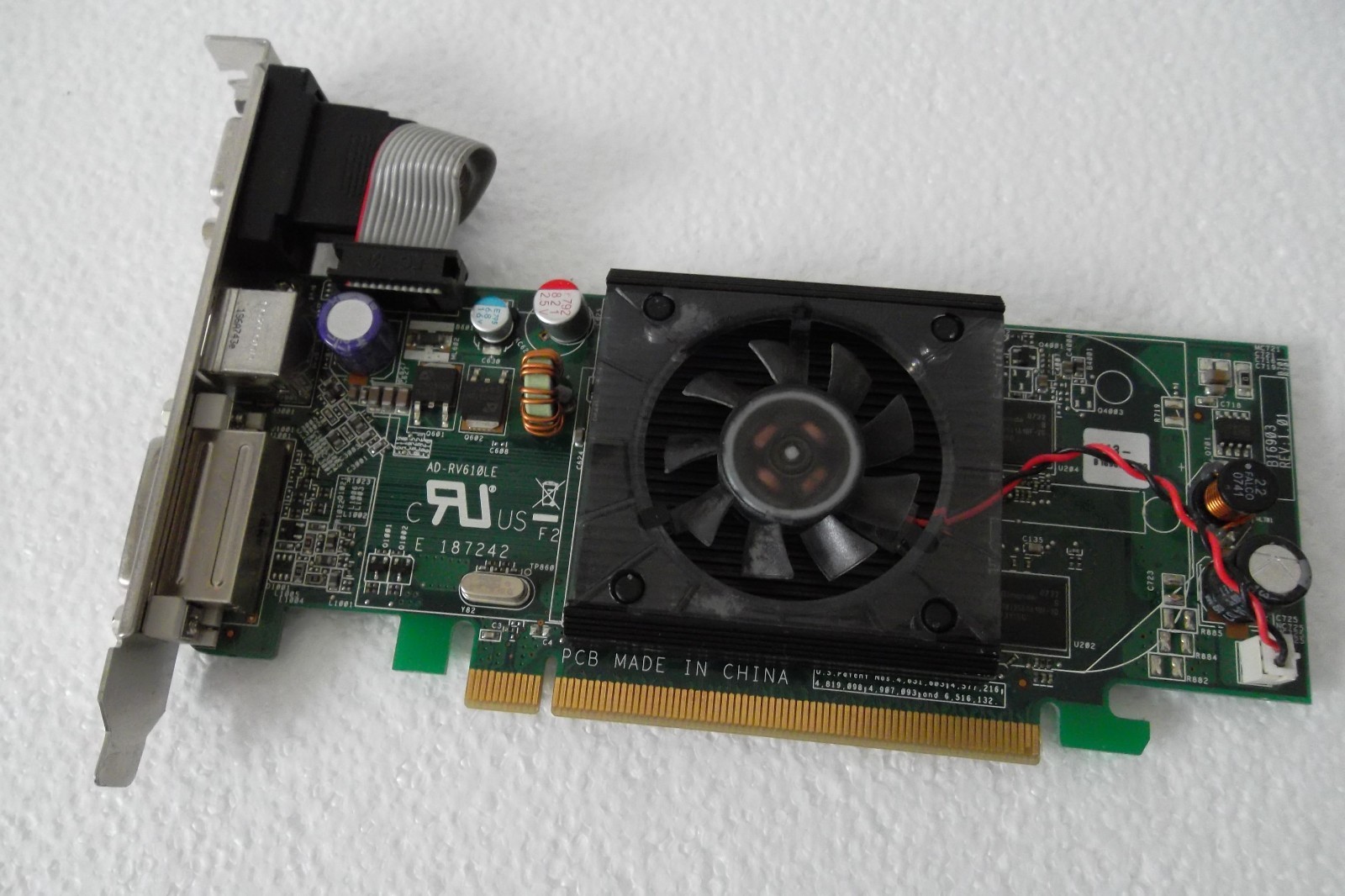 Dell ASUS ATI HD 2400 Pro PCIe 128MB Graphics Video Adapter DVI VGA TV-Out WX085