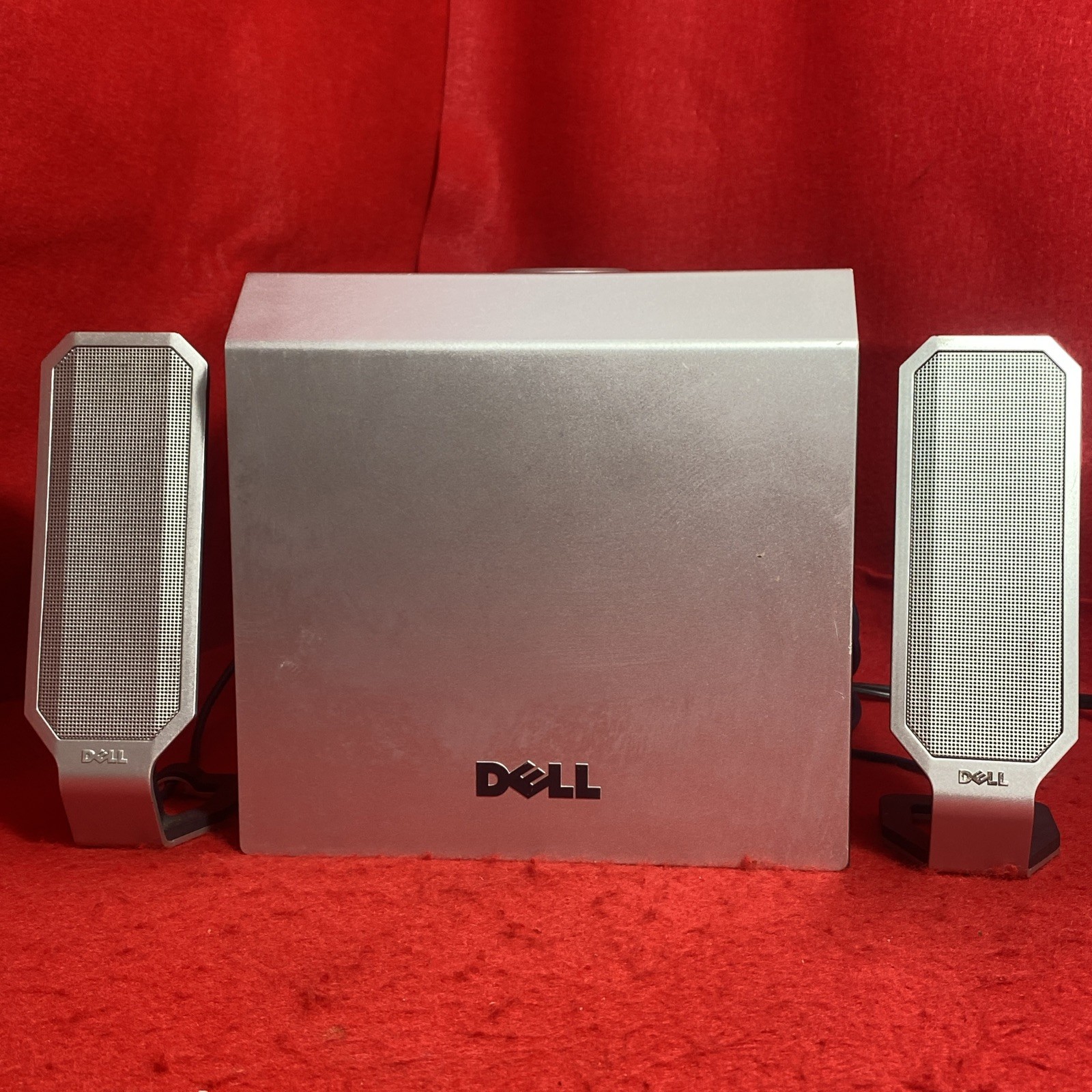 Dell Multimedia Computer Speaker System W/Cables Powered Subwoofer Model A525