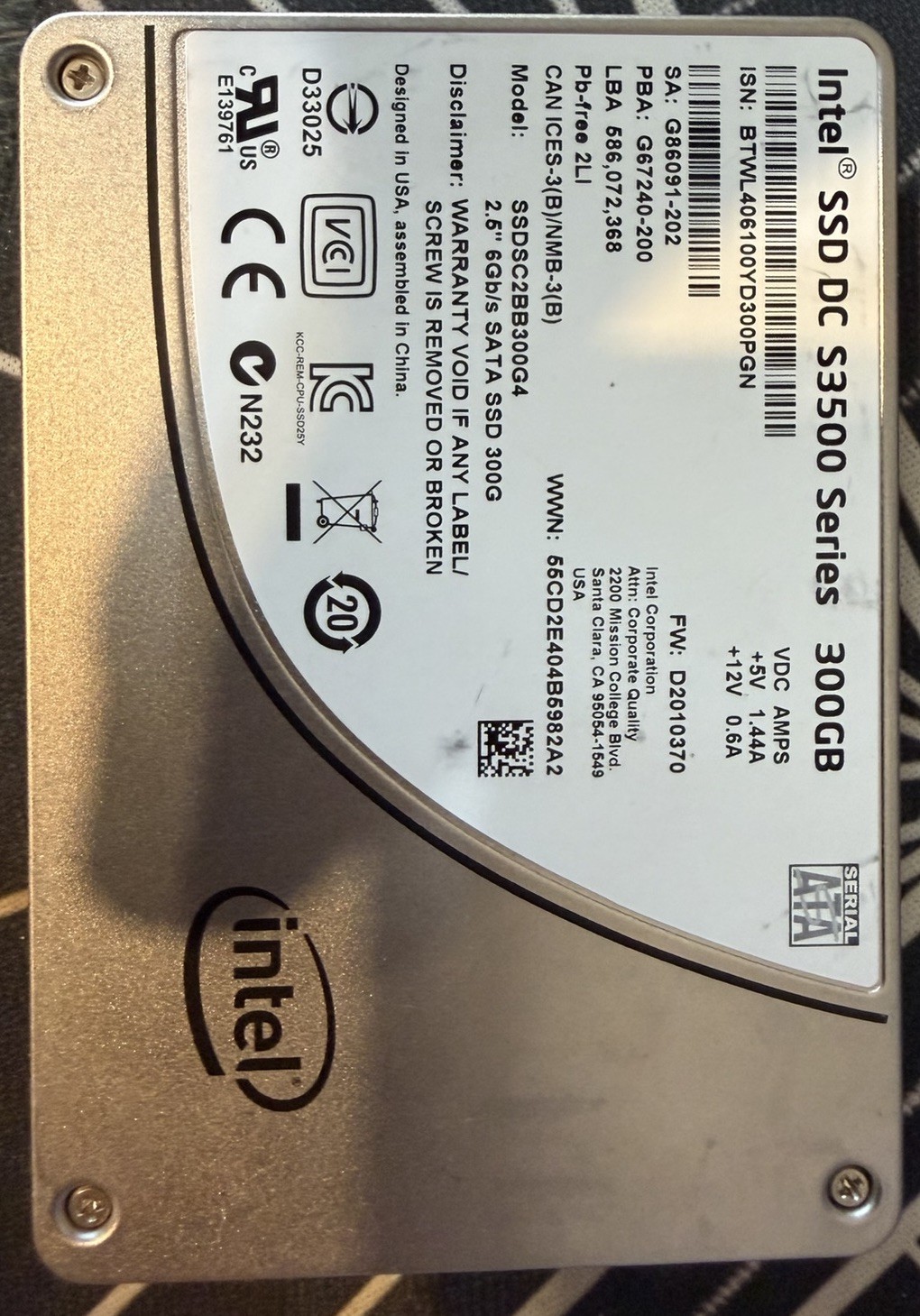 Intel SSD DC S3500 SERIES 300GB 2.5" 6Gb/s SATA SSD  PULLED FROM WORKING SYSTEM.