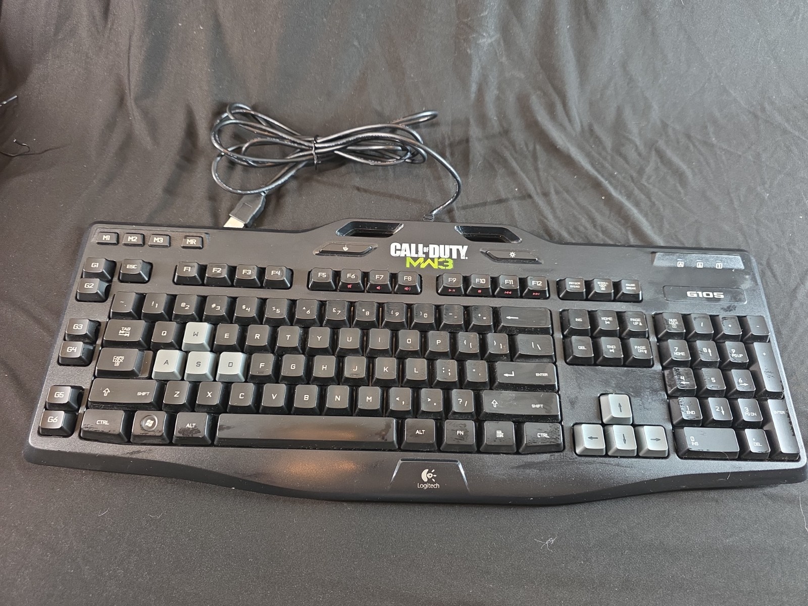 Logitech G105 Call of Duty MW3 Gaming Keyboard USB Wired Backlit Keys RARE