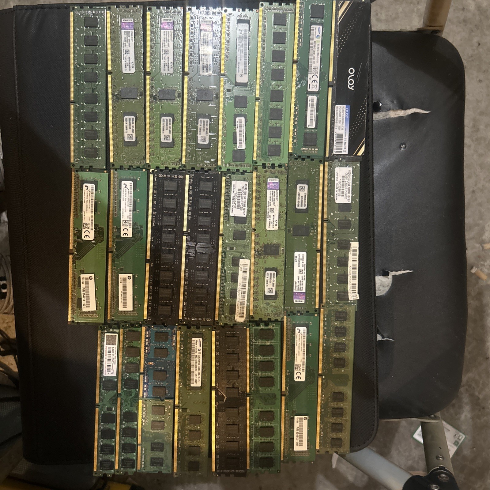 Lot Of 25 Mixed Brand Ram Sticks-DDR4 DDR3 DDR2