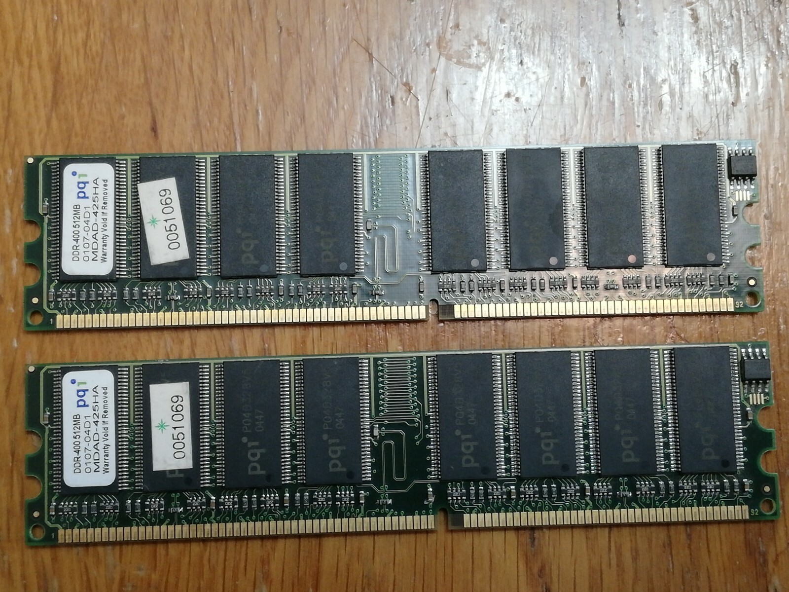 LOT OF TWO x 512MB MEMORY DDR-400 pqi 0107-04D1 MDAD-425HA.