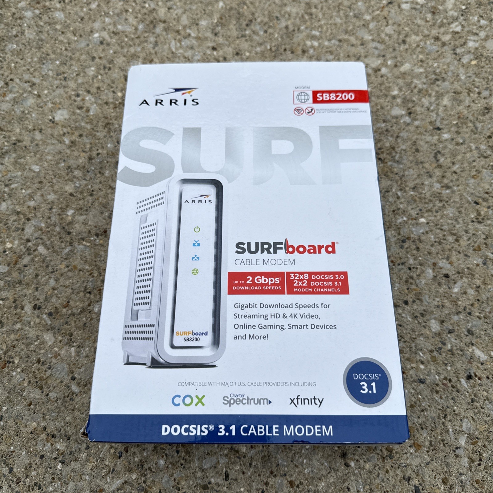 ARRIS SURFboard SB8200 DOCSIS 3.1 10 Gbps Cable Modem