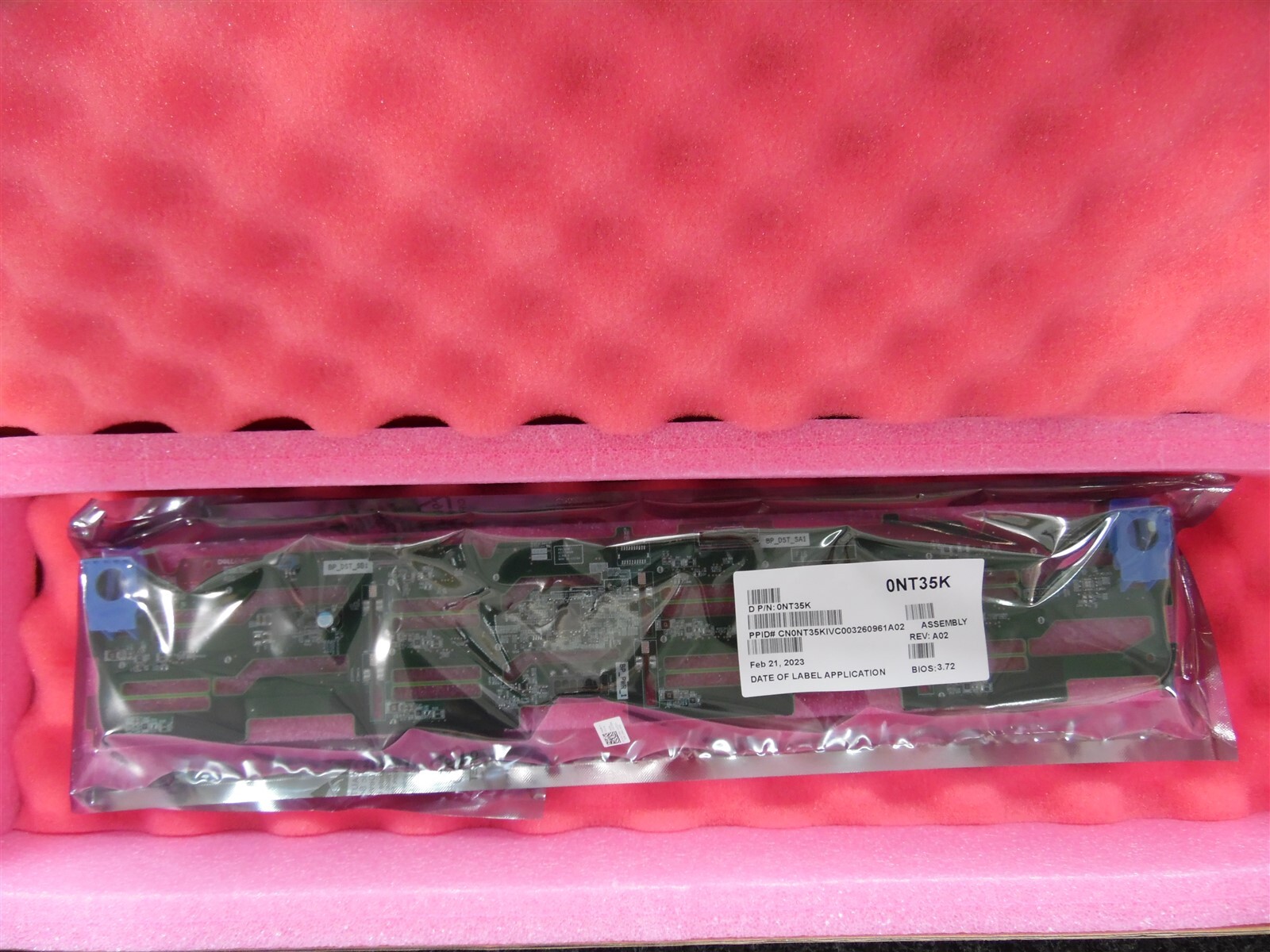 DELL EMC POWEREDGE R750 R7525 12 BAY SERVER BACKPLANE 2U 12X3.5 15G V3 NT35K