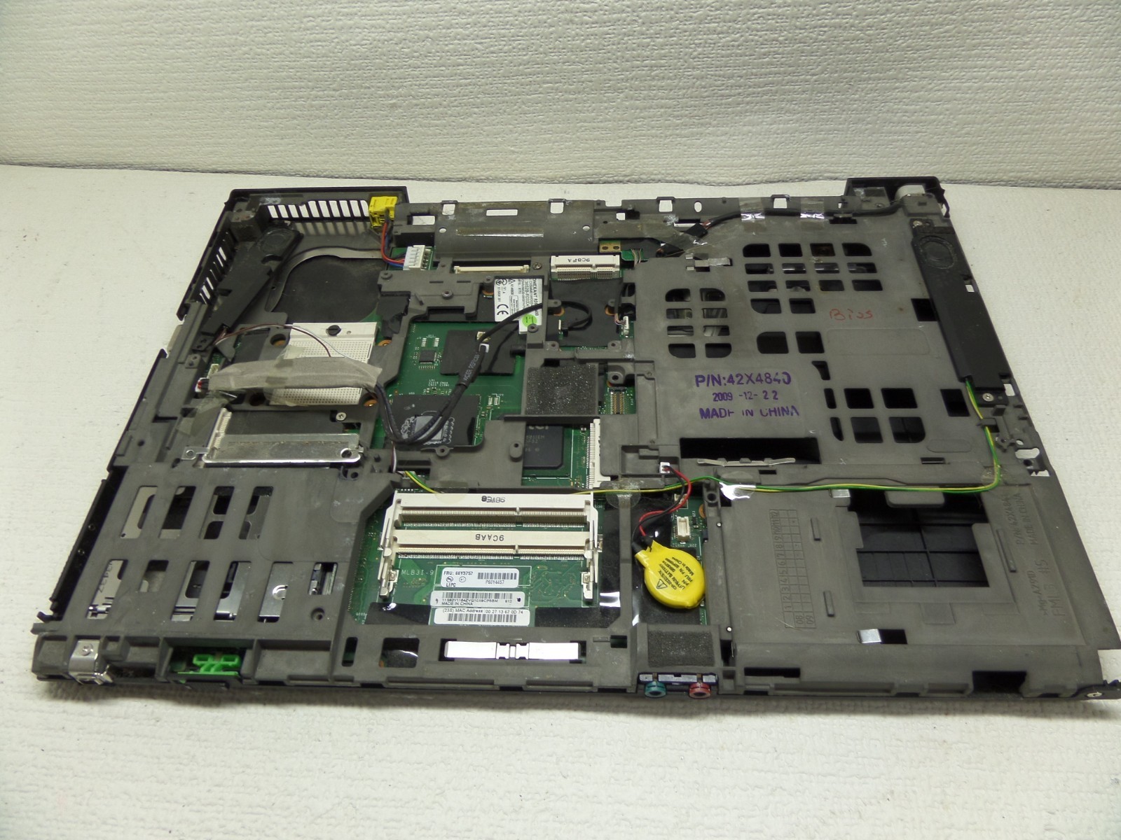 Lenovo ThinkPad T400 System Board Motherboard 60Y3757 w/ bios password READ