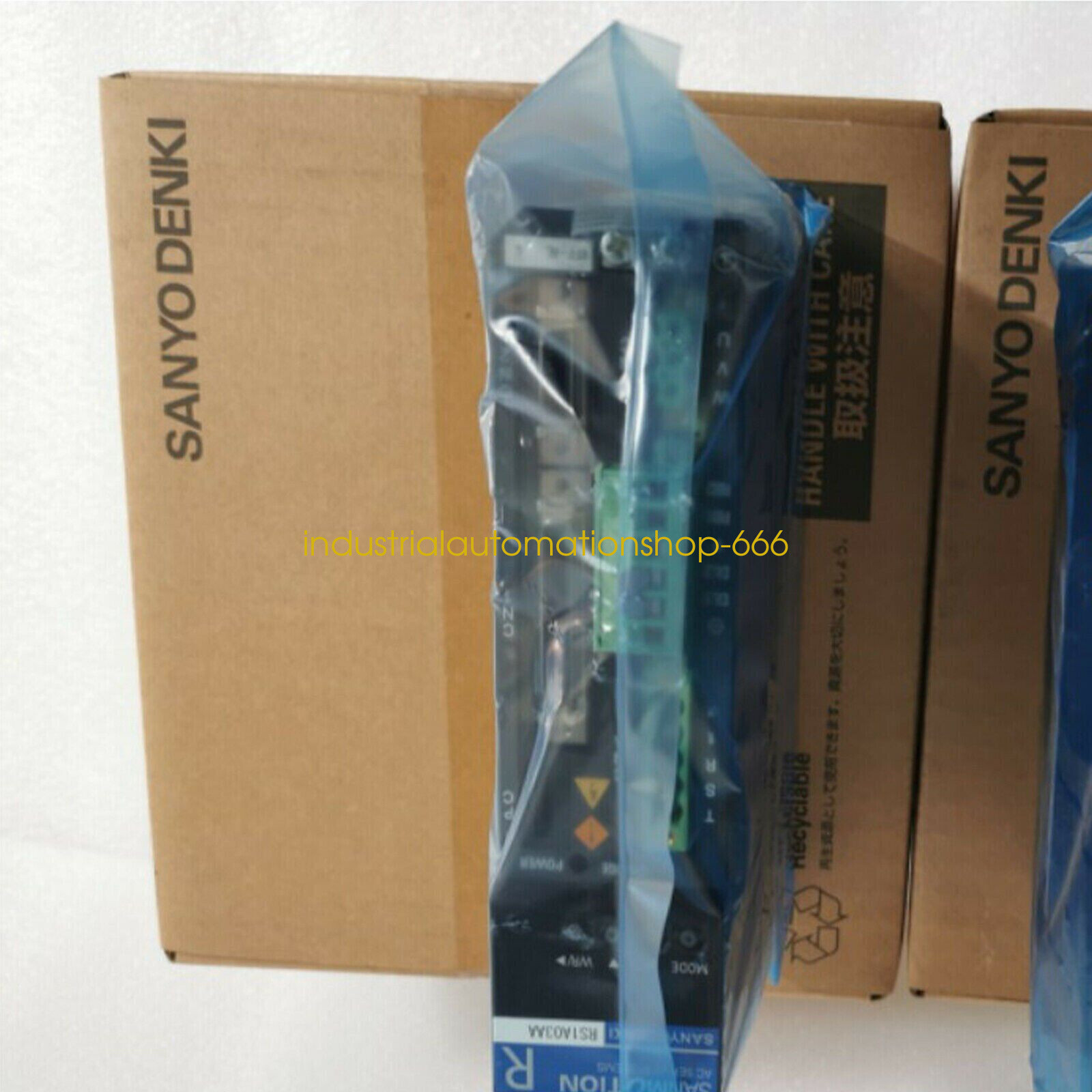 1Pc New SANYO RS1A03AA servo driver Via DHL or FedEX