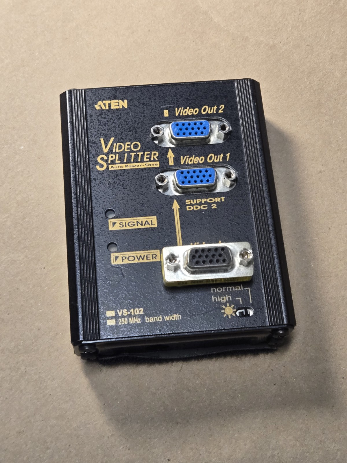 ATEN VS132 Video Splitter 2 Port VGA Input Model VS-132 Auto Power Save