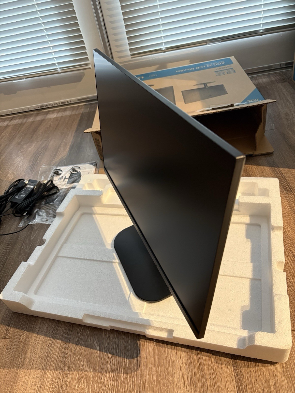 AOC 24B2XH 23.8" IPS LCD Monitor Ultra Slim HDMI VGA 75Hz B2 Series Black
