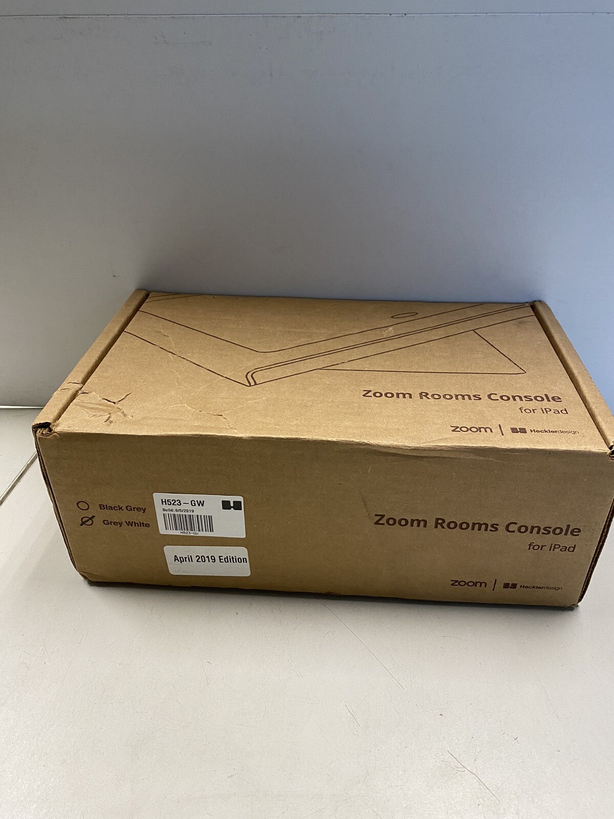 HECKLER H523-GW ZOOM ROOMS CONSOLE for IPAD 9.7" NEW