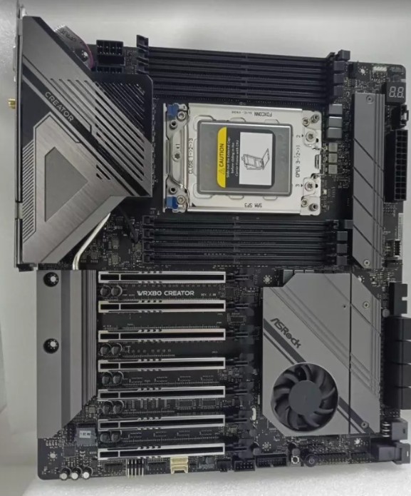 AMD Threadripper PRO 3995WX 64-Core + ASRock WRX80 Creator sWRX8 Combo
