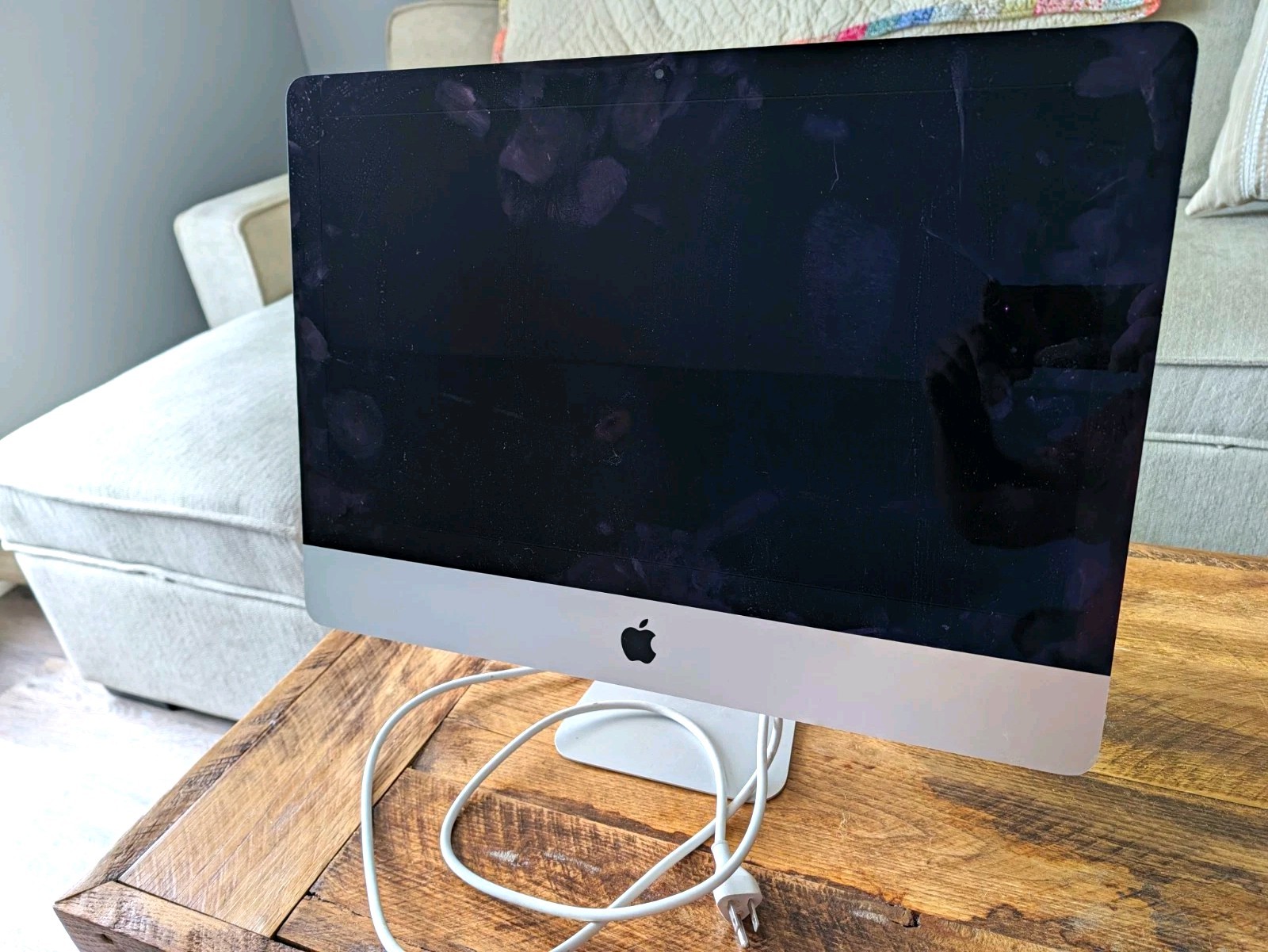 Apple iMac 21.5" All-in-One Intel Core i5 2.9GHz 8GB OS X 10.9.5