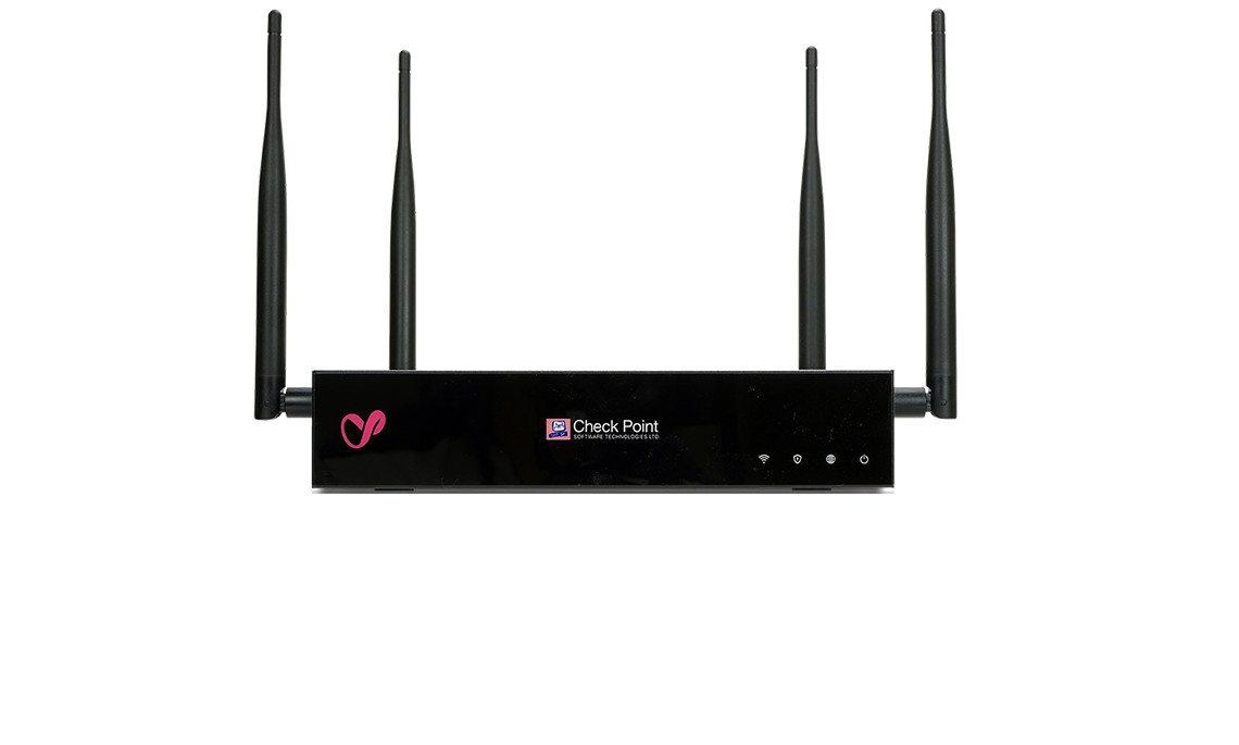 Check Point 1570W WiFi Security switch +1 year SNBT subscription Premium support