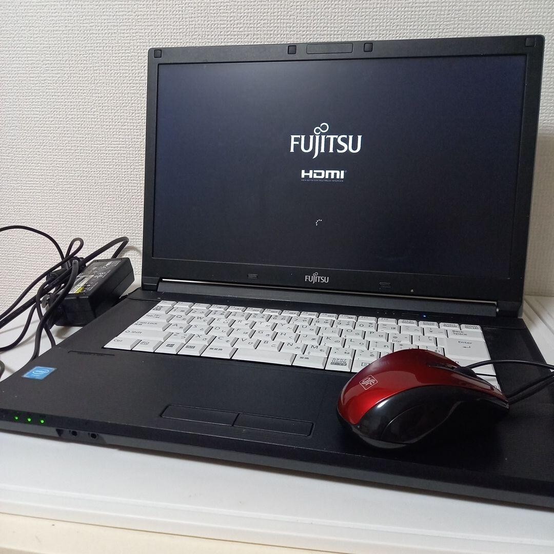 Fujitsu FUJITSU LIFE BOOK A576/R Notebook PC WIN10 Adapter and mouse included 13
