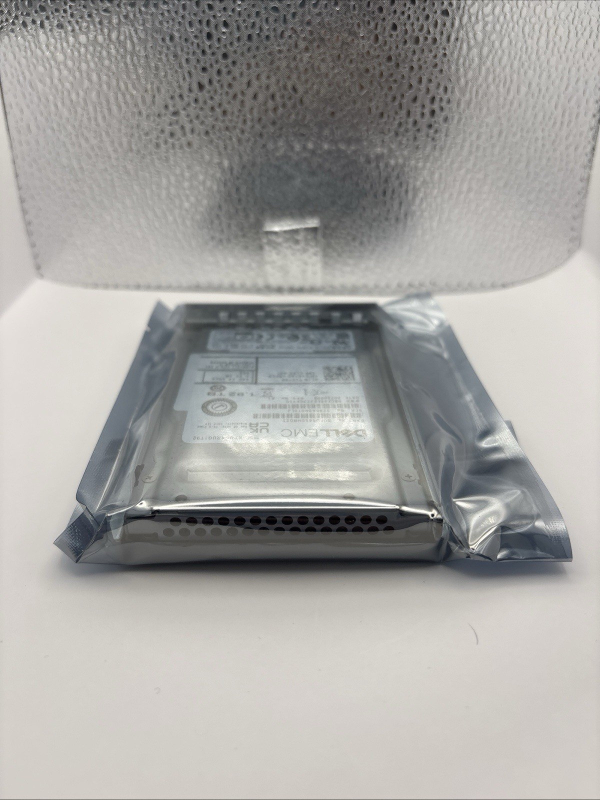 Dell 0KFV6V KFV6V 3.84TB SED SSD SAS 12Gbps RI FIPS 2.5" w/Caddy