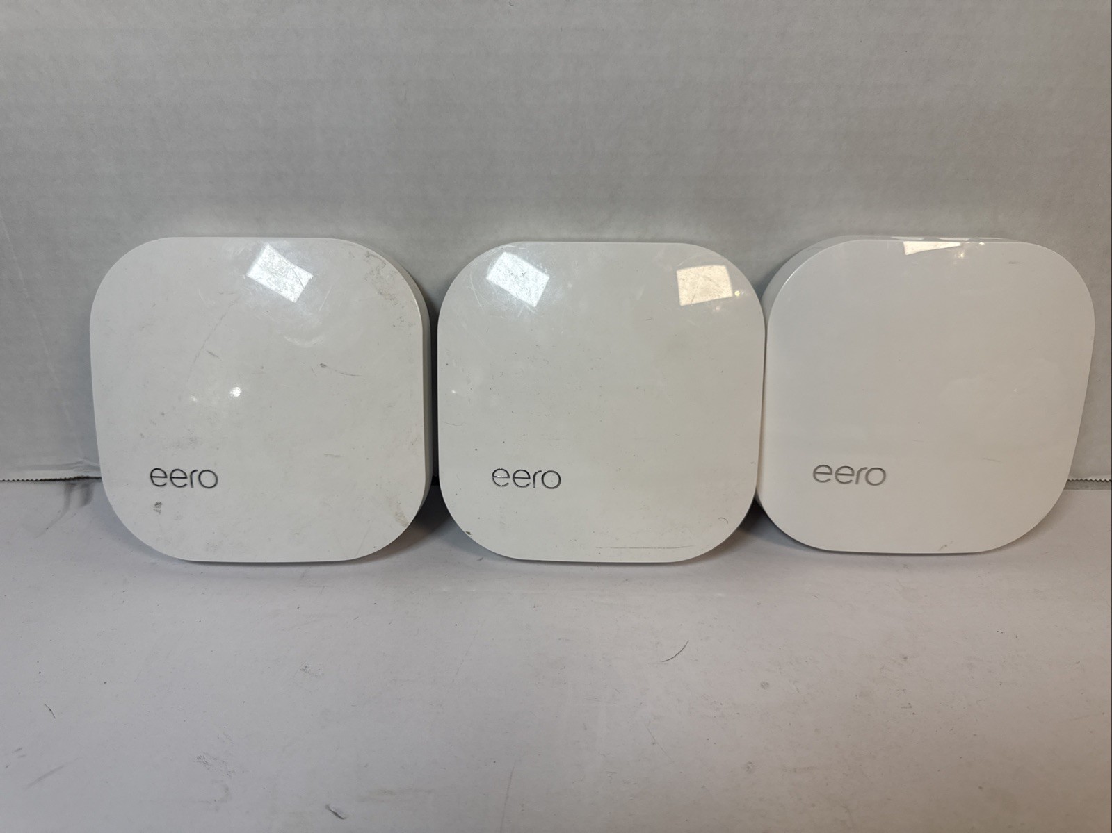 eero Pro B010001 2nd Generation AC Tri-Band Mesh Router - White 3-pack No Cords