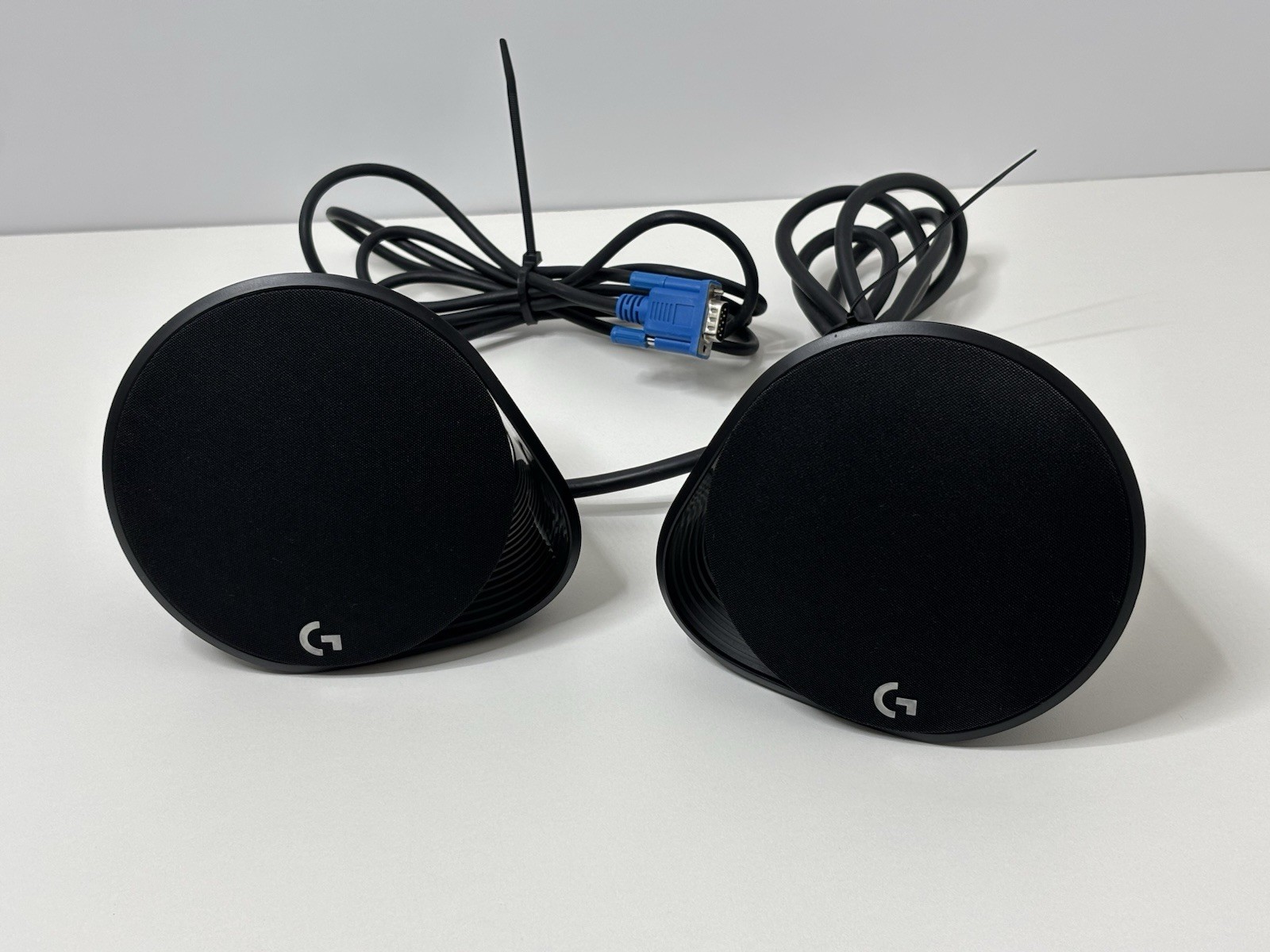 Logitech G560 RGB LIGHTSYNC PC Gaming Bluetooth Satellite SPEAKERS ONLY