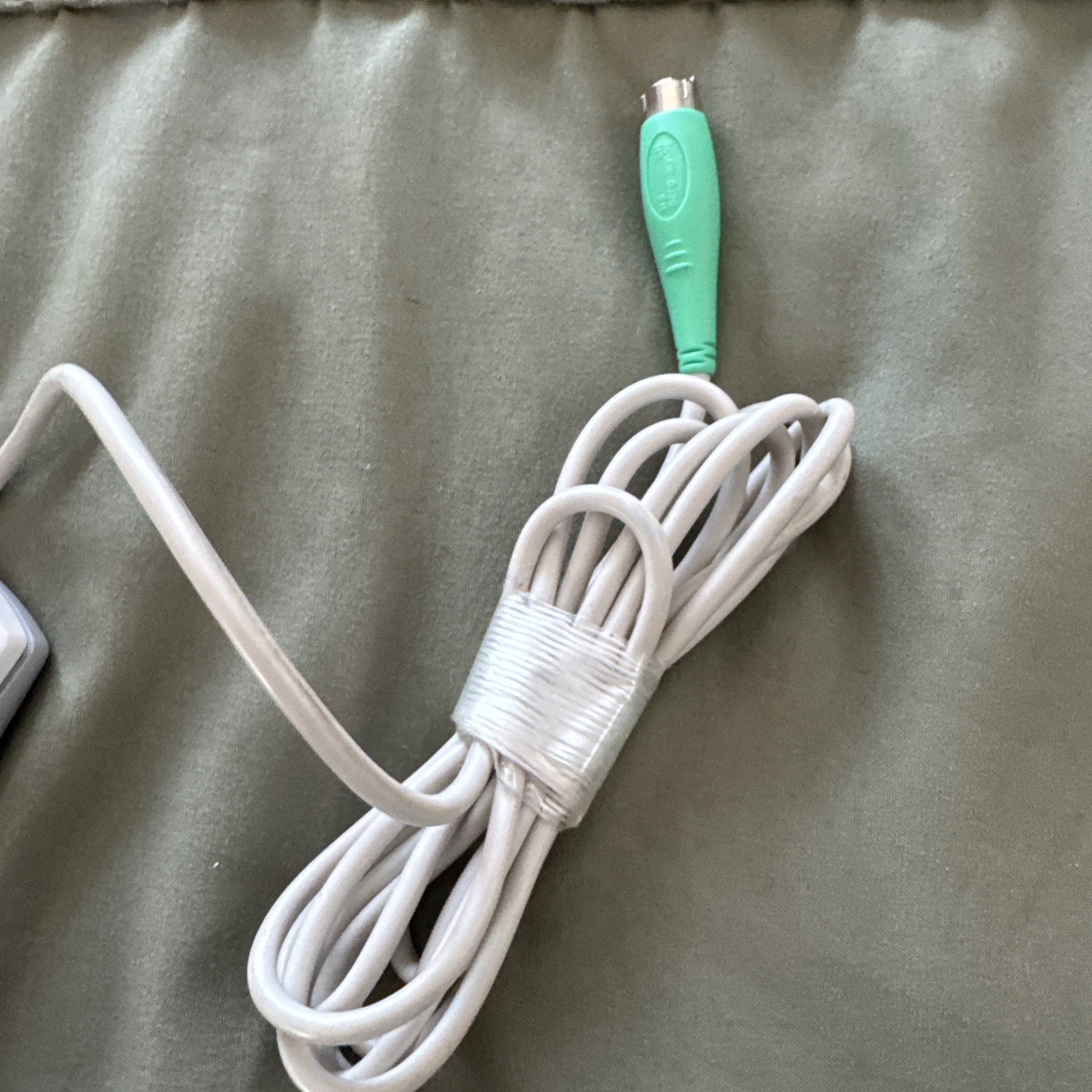 Vintage Compaq / Logitech (M-S69) Gray PS/2 Wired 3-Button Scroll Mouse