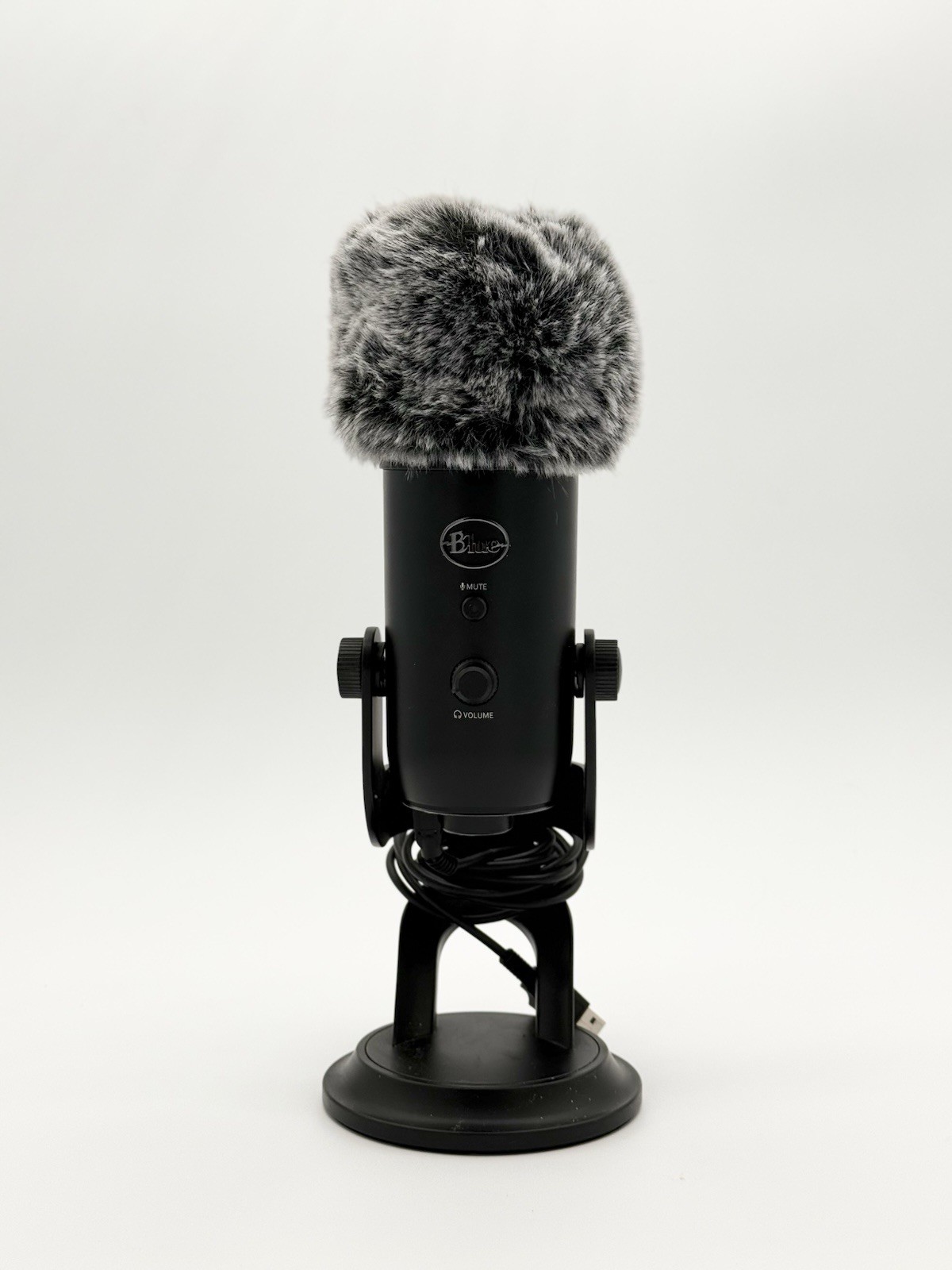 Logitech Creators Blue Yeti USB Microphone