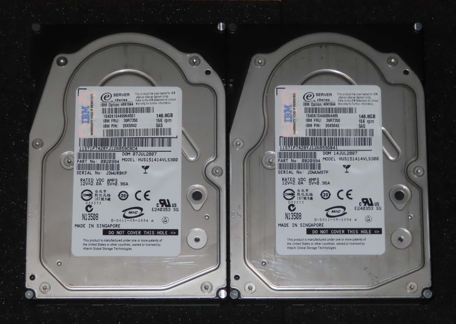 2-Pack Hitachi 146GB 15K RPM SAS Hard Drive HUS151414VLS300 Matched Pair 39R7350