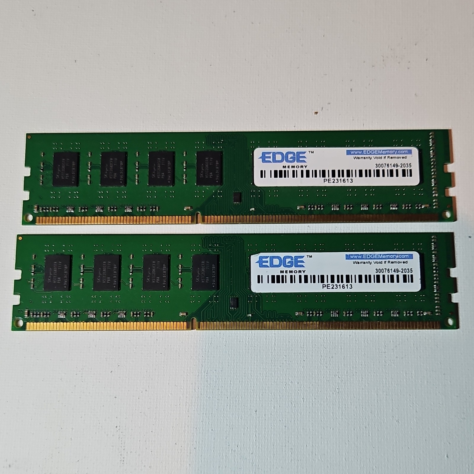 EDGE Memory 2GB (2x1GB) DDR2 PC2-5300 DIMM 240-Pin RAM Lot PE231613