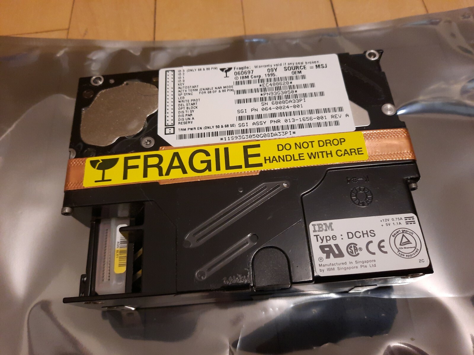 IBM DCHS-09Y 9GB 80 Pin SCSI HDD