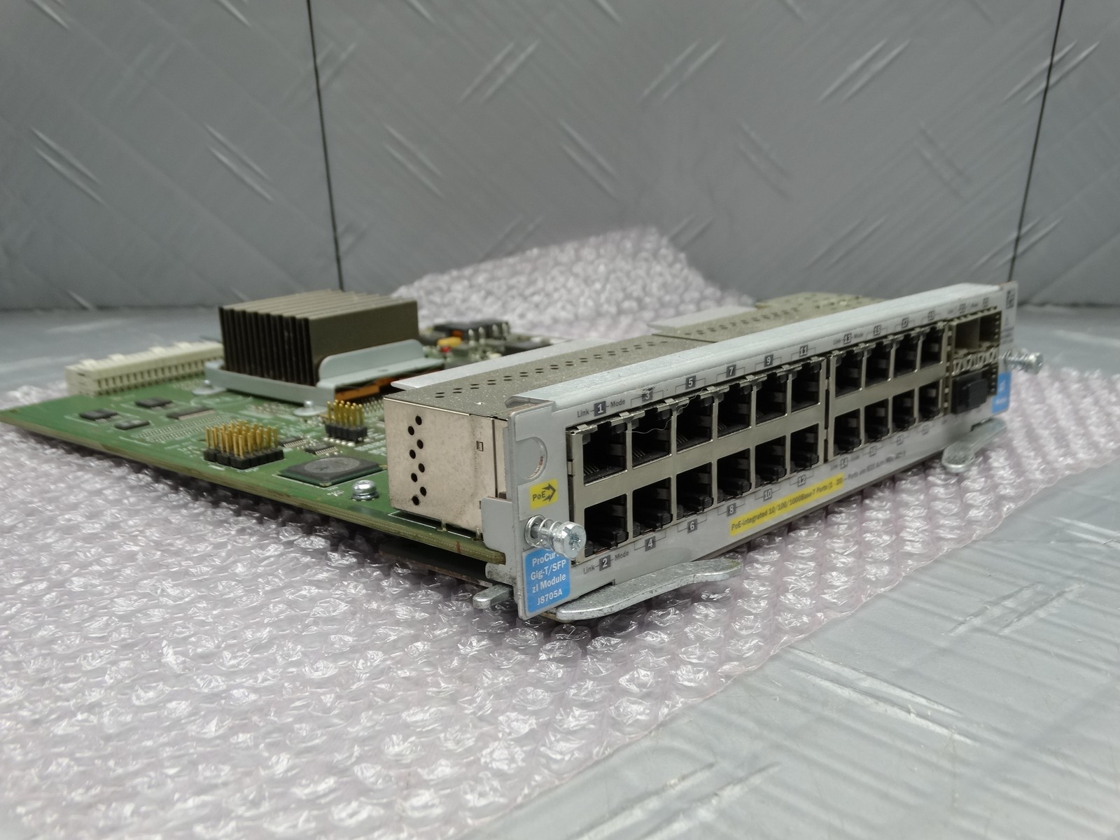 HP ProCurve J8705A 24-Port Gigabit PoE+ Module for HP 5400zl / 8200zl Switches