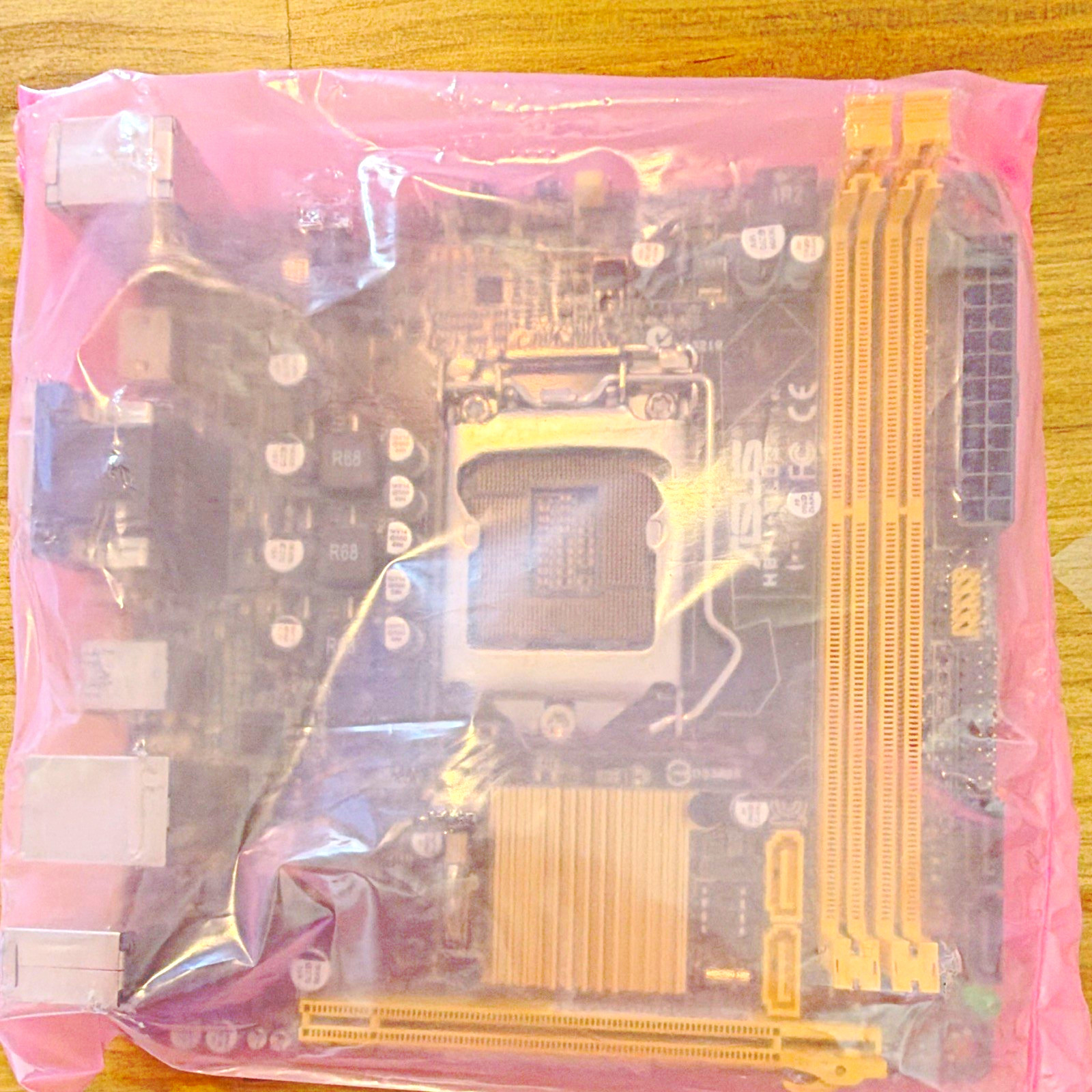 Asus H87i-plus Mini Itx (INTEL 4TH GEN) DDR3