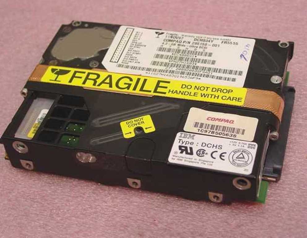 Compaq 295158-001 IBM DCHS04Y 4.3GB 3.5" Wide Ultra SCSI Hard Drive 80-Pin