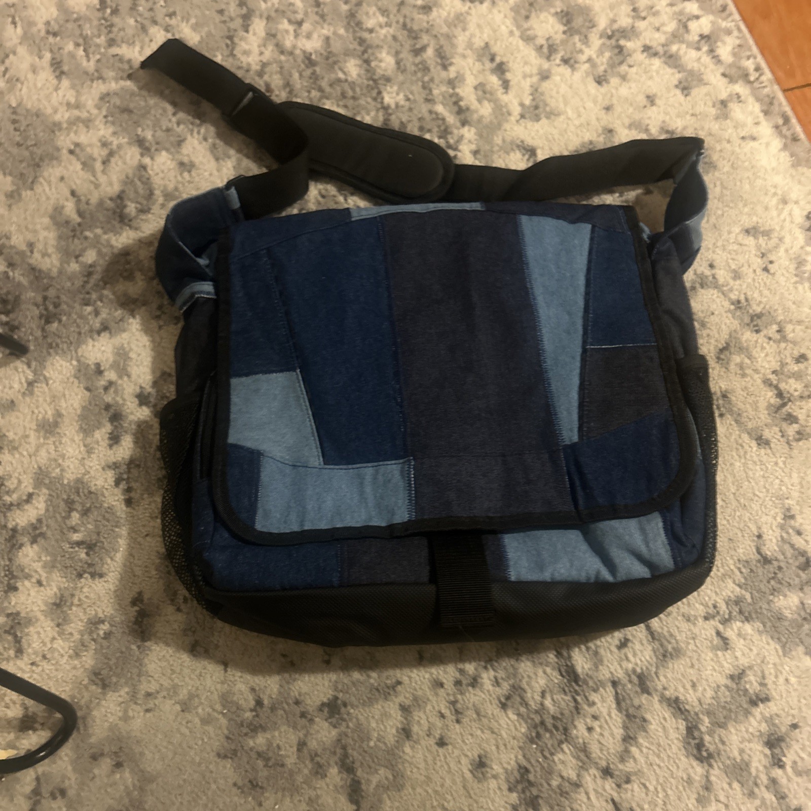 TERRACYCLE ® Denim LAPTOP Messenger Carry BAG - New With Tag NWT