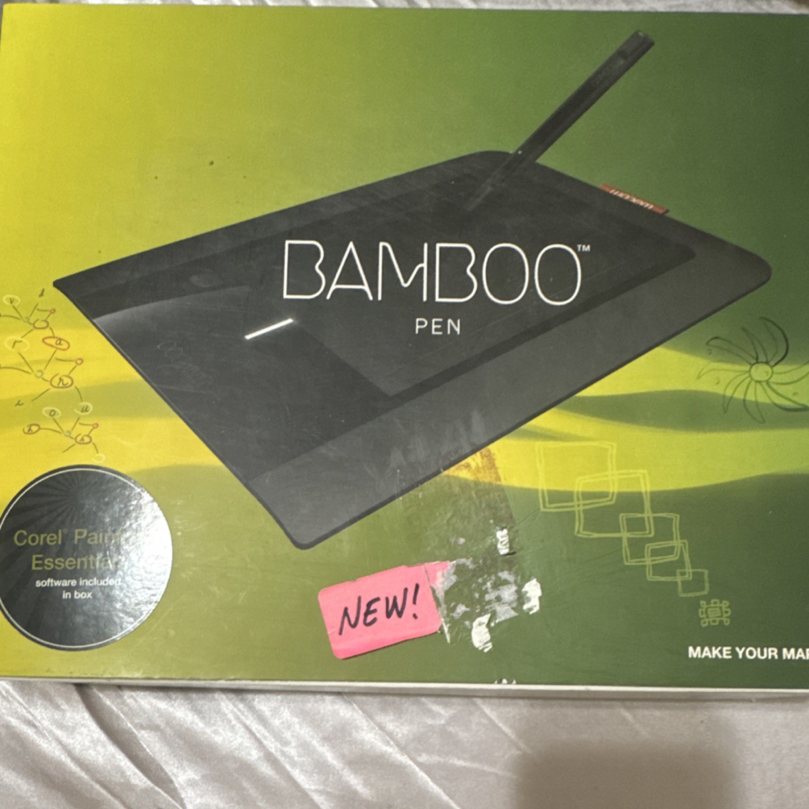 Bamboo Graphics Tablet USB with Corel Painter Essentials Software