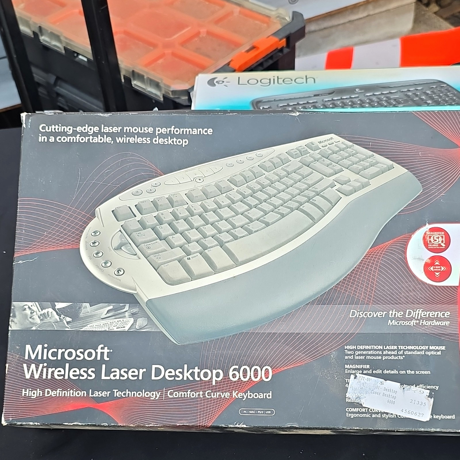 Microsoft Wireless Laser Desktop 6000 Ergonomic Combo QWERTY Silver 1000 DPI