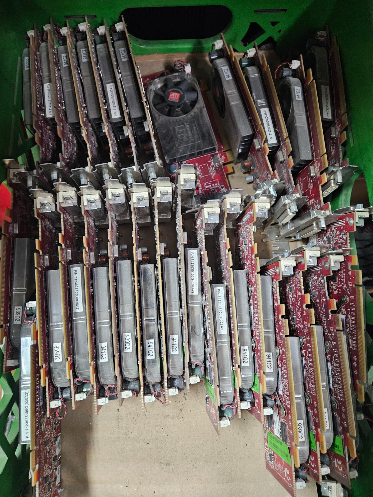 Lot of 20x Dell ATI Radeon HD 3450 PCIe DMS-59 Low Profile Video Card 0Y103D