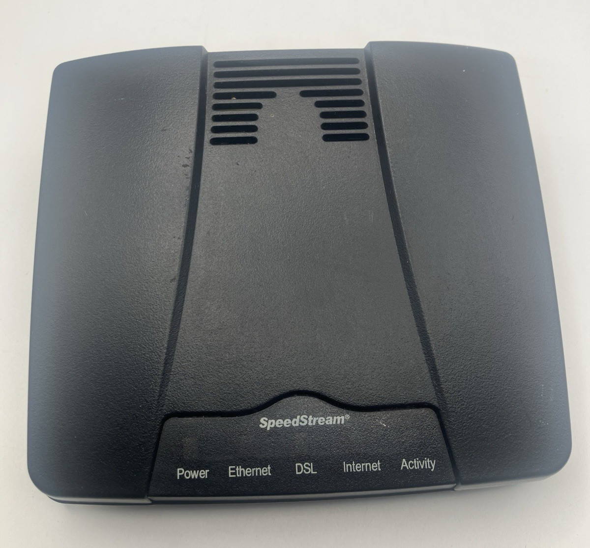 Siemens SpeedStream 4100 Ethernet ADSL Modem Only No Cable 060-D141-A39 UNTESTED