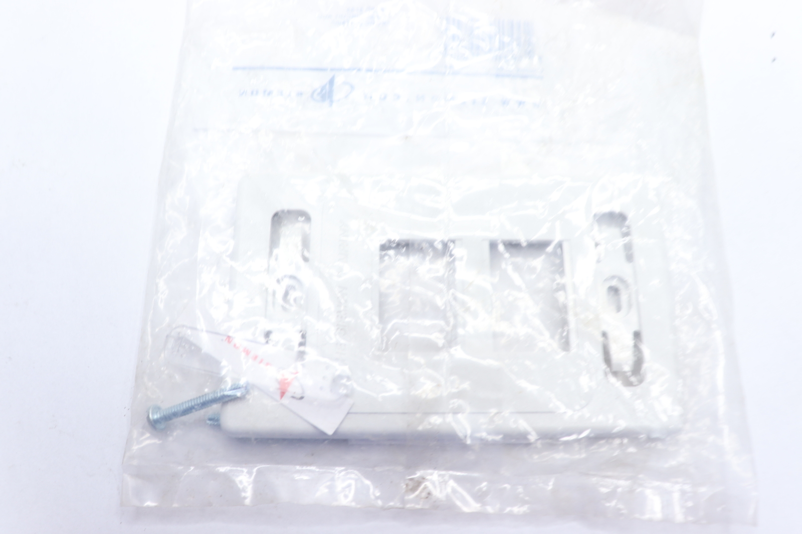Siemon Max Faceplate Single Gang White 4 Modules MX-FP-S-04-02