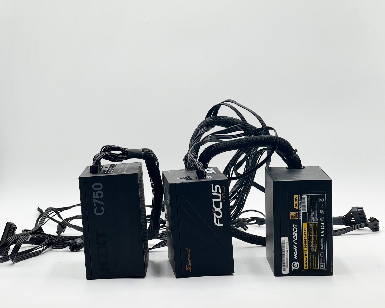LOT OF 3 PC POWER SUPPLIES –HIGH POWER 600W,SEASONIC 650W,NZXT 750W–80 PLUS GOLD